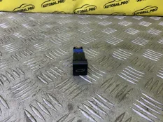 Кнопка открывания багажника Toyota Rav 4 (XA50) (2018-н.в.) 2021 8496642010 ВНЕДОРОЖНИК 2.5 I A25AFXS