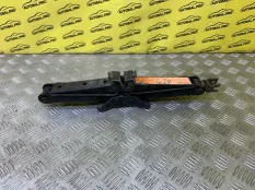 Домкрат Nissan Navara (D40) 2004-2015 2012 99550EB300 ПИКАП 2.5 D YD25DDTI