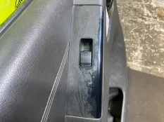 Кнопка стеклоподъемника переднего левого Nissan Navara (D40) 2004-2015 2012 80961EB670 ПИКАП 2.5 D YD25DDTI
