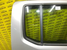 Форточка задняя правая Nissan Navara (D40) 2004-2015 2012 82262EB300 ПИКАП 2.5 D YD25DDTI