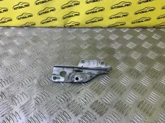 Петля капота правая Nissan Navara (D40) 2004-2015 2012 65400ZP00A ПИКАП 2.5 D YD25DDTI