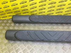 Подножка Nissan Navara (D40) 2004-2015 2009 96100EB10A 2.5 D YD25DDTI