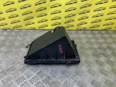 Крышка корпуса воздушного фильтра Nissan Pathfinder (R51M) 2004-2013 2011 70377458 ВНЕДОРОЖНИК 2.5 D YD25DDTI