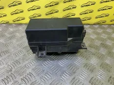 Блок предохранителей под капот Nissan Pathfinder (R51M) 2004-2013 2011 284B7EB31C ВНЕДОРОЖНИК 2.5 D YD25DDTI