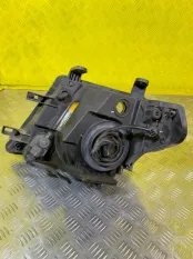 Фара правая Nissan Navara (D40) 2004-2015 2010 260105X00B 2.5 D YD25DDTI