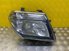 Фара правая Nissan Navara (D40) 2004-2015 2010 260105X00B ПИКАП 2.5 D YD25DDTI