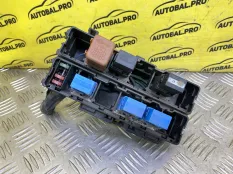 Блок предохранителей Nissan Navara (D40) 2004-2015 2012 63564624 ПИКАП 2.5 D YD25DDTI