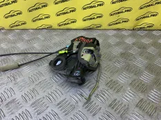 Замок двери передней левой Toyota Hilux (2005-2015) 2013 690400K060 ПИКАП 3.0 D 1KDFTV
