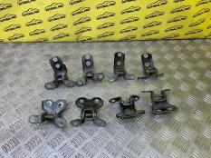 Петля двери к-кт Toyota Hilux (2005-2015) 2013 6871002070 ПИКАП 3.0 D 1KDFTV