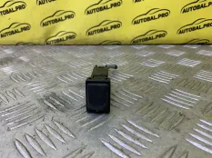 Разъем AUX / USB Toyota Hilux (2005-2015) 2013 861900K030 ПИКАП 3.0 D 1KDFTV