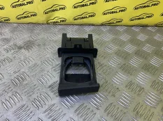 Подстаканник Toyota Hilux (2005-2015) 2013 556150K010 ПИКАП 3.0 D 1KDFTV