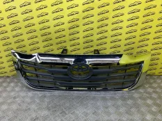 Решетка радиатора Toyota Hilux (2005-2015) 2013 531110K450