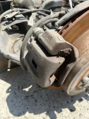 Суппорт задний правый Toyota Sequoia II 2008 - 2022 2013 478300C010 5.7 I 3URFE