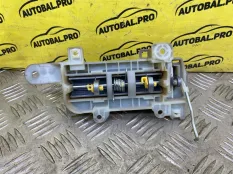 Ручка двери внутренняя задняя левая Kia Carnival (2014-2020) 2019 83610A9011ASR 2.2 D