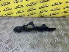 Кронштейн заднего бампера правый Toyota Rav 4 (CA40) (2012-2019) 2015 5215542040 2.0 D 2WW