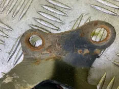 Петля капота левая Toyota Hilux (2005-2015) 2013 534200K020 ПИКАП 3.0 D 1KDFTV