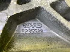 Кронштейн двигателя Saab 9.5 2002 5235528 УНИВЕРСАЛ