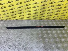Молдинг стекла двери передней левой наружный Toyota Hilux (2005-2015) 2013 681620K010 ПИКАП 3.0 D 1KDFTV