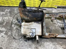 Бачок омывателя Toyota Hilux (2005-2015) 2013 8535571011 ПИКАП 3.0 D 1KDFTV