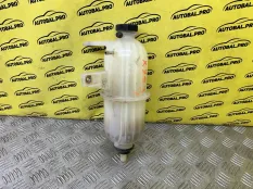 Бачок расширительный Toyota Hilux (2005-2015) 2013 164700L010 ПИКАП 3.0 D 1KDFTV