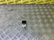 Кнопка открытия лючка топливного бака Toyota Hilux (2005-2015) 2013 7229328030 ПИКАП 3.0 D 1KDFTV