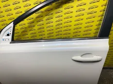 Молдинг стекла двери передней левой наружный Toyota Rav 4 (CA40) (2012-2019) 2015 7572042040 2.0 D 2WW