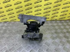 Подушка крепления двигателя Toyota Rav 4 (CA40) (2012-2019) 2015 1230526110 2.0 D 2WW