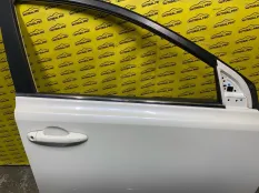 Молдинг стекла двери передней правой наружный Toyota Rav 4 (CA40) (2012-2019) 2015 7571042040 2.0 D 2WW