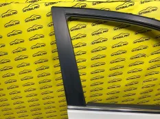 Молдинг двери передней правой Toyota Rav 4 (CA40) (2012-2019) 2015 7575542010 2.0 D 2WW