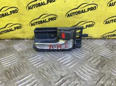 Ручка двери внутренняя задняя правая Toyota Hilux (2005-2015) 2011 6920512200B4 3.0