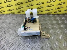 Блок предохранителей Toyota Rav 4 (CA40) (2012-2019) 2015 8273042820 2.0 D 2WW