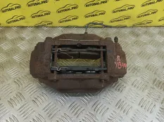 Суппорт передний правый Toyota Tundra II (2006-2022) 2014 477300C040 ПИКАП 5.7 I 3URFE