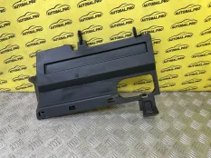 Пластик салона Toyota Tundra II (2006-2022) 2014 556070C010 ПИКАП 5.7 I 3URFE
