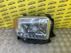 Фара правая Toyota Tundra II (2006-2022) 2014 811100C101 ПИКАП 5.7 I 3URFE