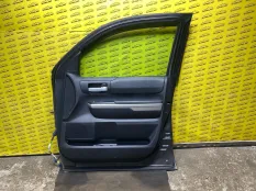 Обшивка двери передняя правая Toyota Tundra II (2006-2022) 2014 676100C571C1 ПИКАП 5.7 I 3URFE