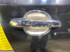 Ручка двери наружная задняя правая Mitsubishi L200 (2015-2022) 2015 5716A587 ПИКАП 2.4 D 4N15