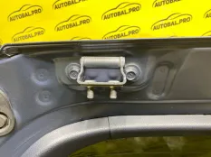 Петля двери багажника Toyota Rav 4 (CA40) (2012-2019) 2013 6881042070 2.2 D 2ADFTV