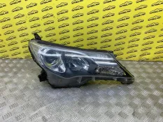 Фара правая Toyota Rav 4 (CA40) (2012-2019) 2013 8113042561 2.2 D 2ADFTV