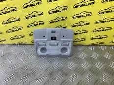 Фонарь салона (плафон) Toyota Rav 4 (CA40) (2012-2019) 2013 8120842030 2.2 D 2ADFTV