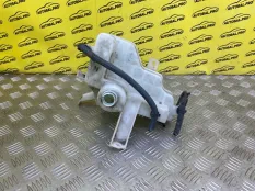 Бачок омывателя Toyota Rav 4 (CA40) (2012-2019) 2013 8531542360 2.2 D 2ADFTV