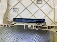 Блок предохранителей Toyota Rav 4 (CA40) (2012-2019) 2013 8267242150 2.2 D 2ADFTV