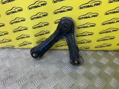 Кронштейн подрамника Toyota Rav 4 (CA40) (2012-2019) 2013 5225742010 2.2 D 2ADFTV