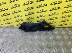 Кронштейн крепления бампера переднего Toyota Rav 4 (CA40) (2012-2019) 2013 5253642050 2.2 D 2ADFTV