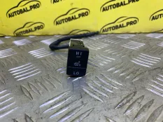 Кнопка подогрева сидений Toyota Rav 4 (CA40) (2012-2019) 2013 8475142070 2.2 D 2ADFTV