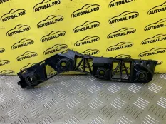 Кронштейн заднего бампера левый Volkswagen TIGUAN II (2016-2025) 2023 5NN807393 ВНЕДОРОЖНИК 1.5 I DXDB