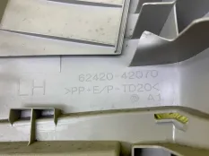Обшивка стойки центральной левой Toyota Rav 4 (CA40) (2012-2019) 2013 6242042070 2.2 D 2ADFTV