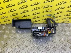 Блок предохранителей Nissan Navara (D40) 2004-2015 2011 63564373 ПИКАП 2.5 D YD25DDTI