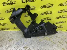 Пластик салона Land Rover Defender (2019-н.в) 2025 L8B204481A ВНЕДОРОЖНИК 3.0 D AJ20D6