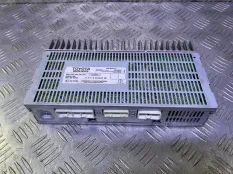 Усилитель музыкальный Toyota Land Cruiser 200 (2008-2021) 2008 8628060400 ВНЕДОРОЖНИК 4.5 D 1VDFTV