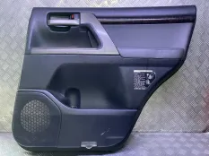Обшивка двери задняя правая Toyota Land Cruiser 200 (2008-2021) 2008 6763060B50C0 ВНЕДОРОЖНИК 4.5 D 1VDFTV
